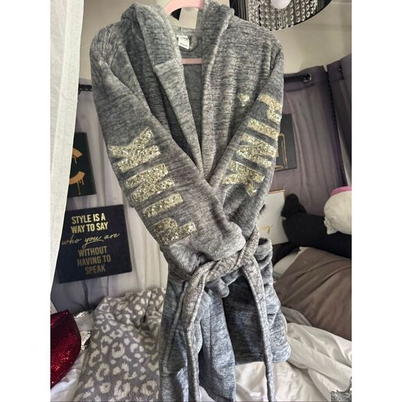 Victorias secret Vs PINK sherpa microfiber fleece hooded  robe jacket bling - Picture 4 of 6